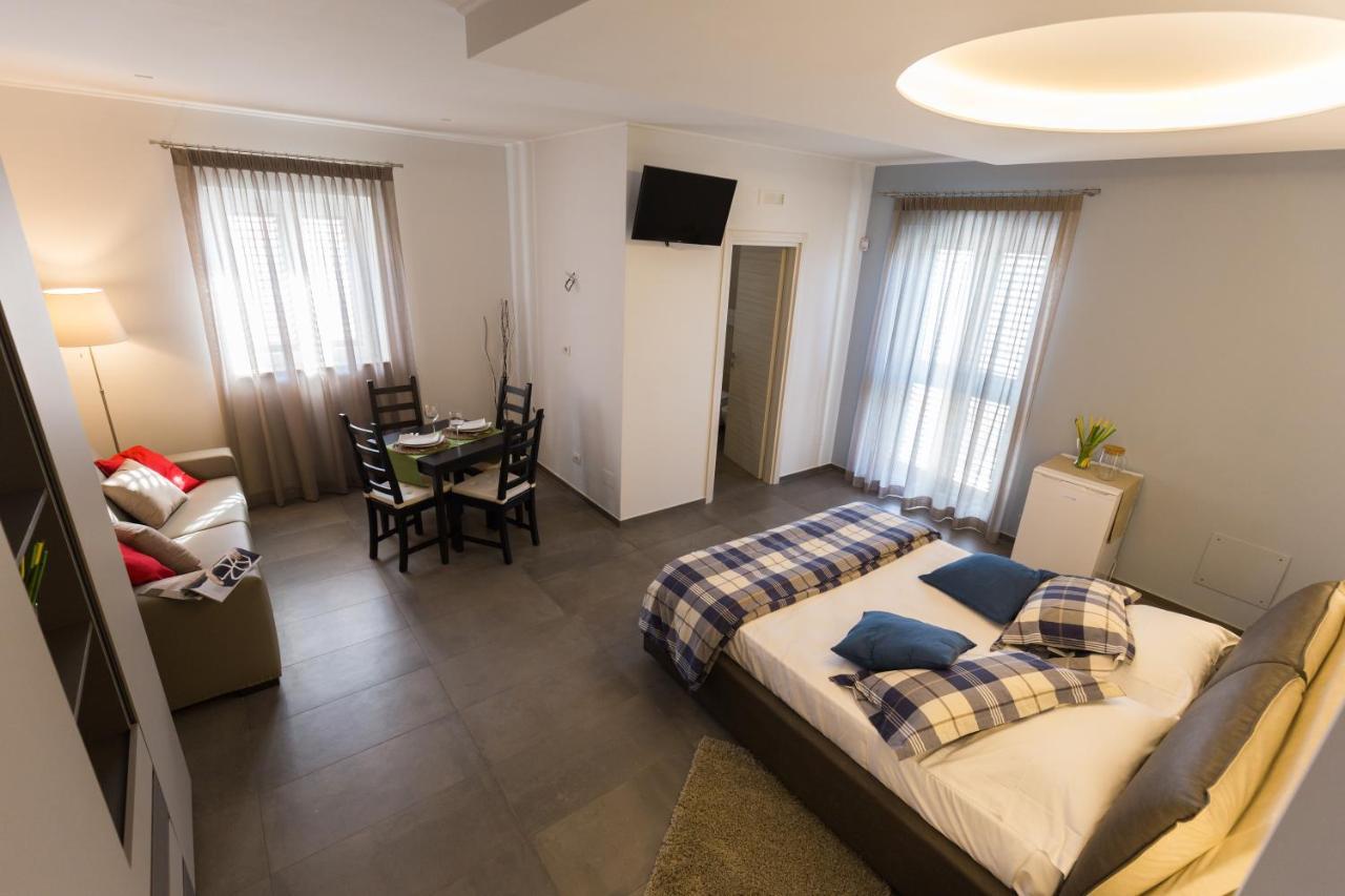 Dimora Ciociola Bed and Breakfast Manfredonia Exterior foto